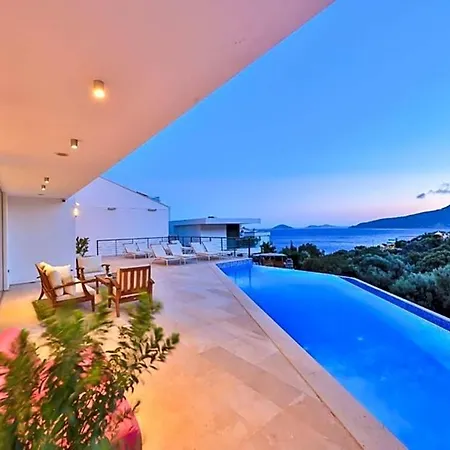 Sleeps 8 With Pool Air Con And Wifi Villa Kalkan