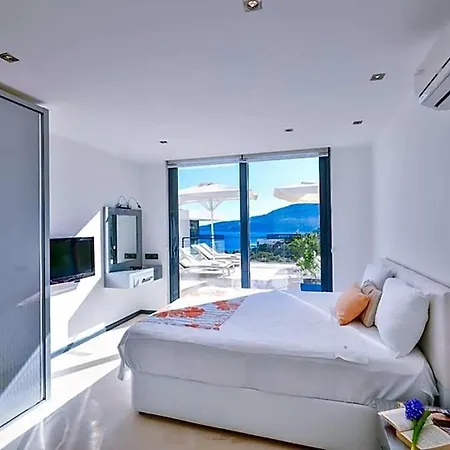 Sleeps 8 With Pool Air Con And Wifi Kalkan