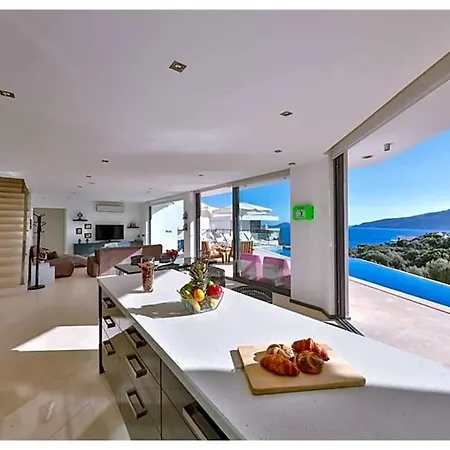 Sleeps 8 With Pool Air Con And Wifi Kalkan