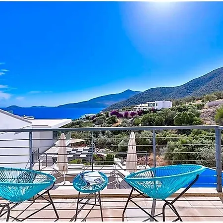 Villa Sleeps 8 With Pool Air Con And Wifi Kalkan