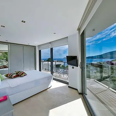 Sleeps 8 With Pool Air Con And Wifi Kalkan